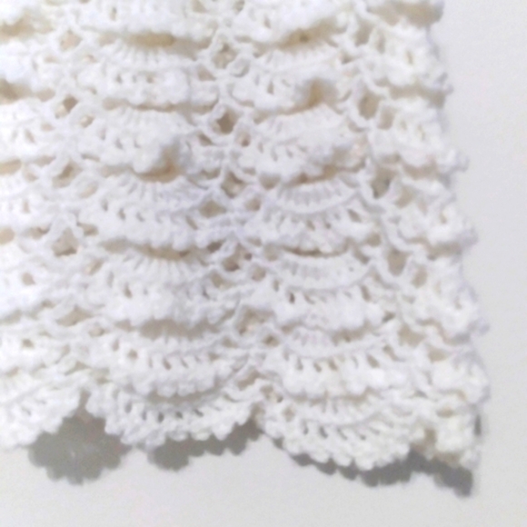 Hand made One Of A Kind White cap sleeve Crochet top - Picture 5 of 5